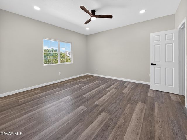 8668 S Loop Boulevard, California City, CA 93505