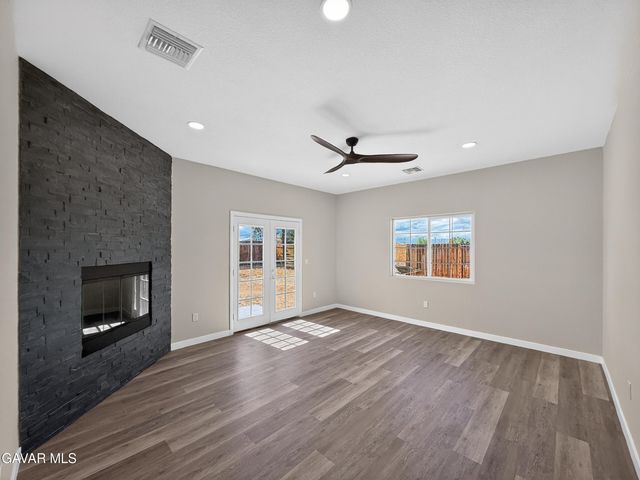 8668 S Loop Boulevard, California City, CA 93505