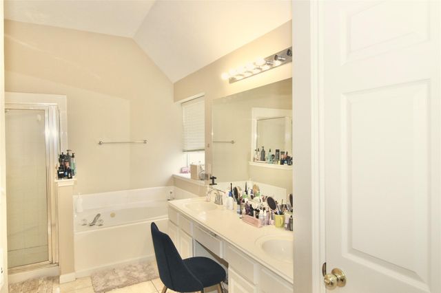 1107 Woodley Bend, Sugar Land, TX 77479