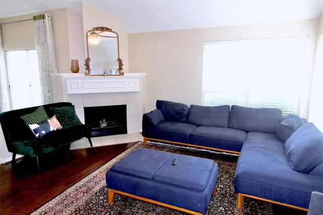 1107 Woodley Bend, Sugar Land, TX 77479