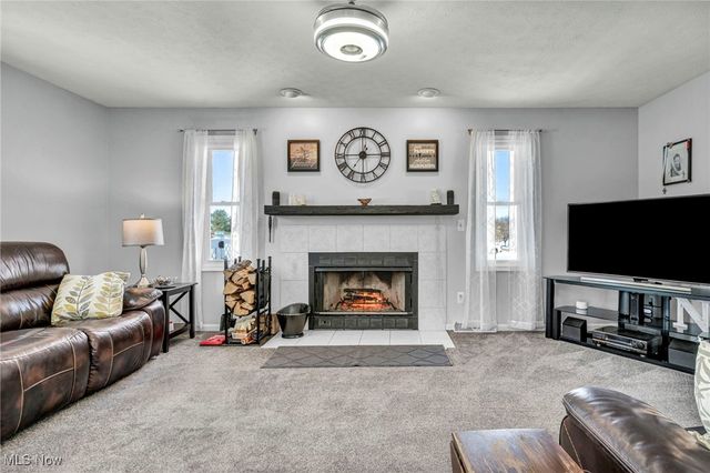 708 Montgomery Drive, Brunswick, OH 44212