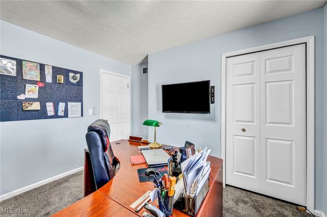 708 Montgomery Drive, Brunswick, OH 44212