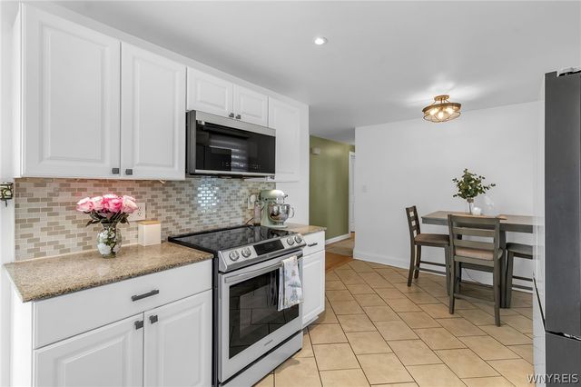 59 Roosevelt Avenue, Lancaster, NY 14086