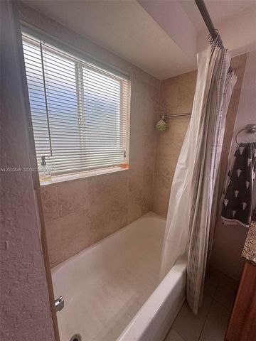 7737 SW 88th St C106, Miami, FL 33156