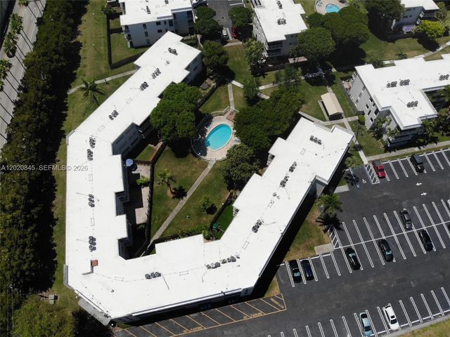7737 SW 88th St C106, Miami, FL 33156
