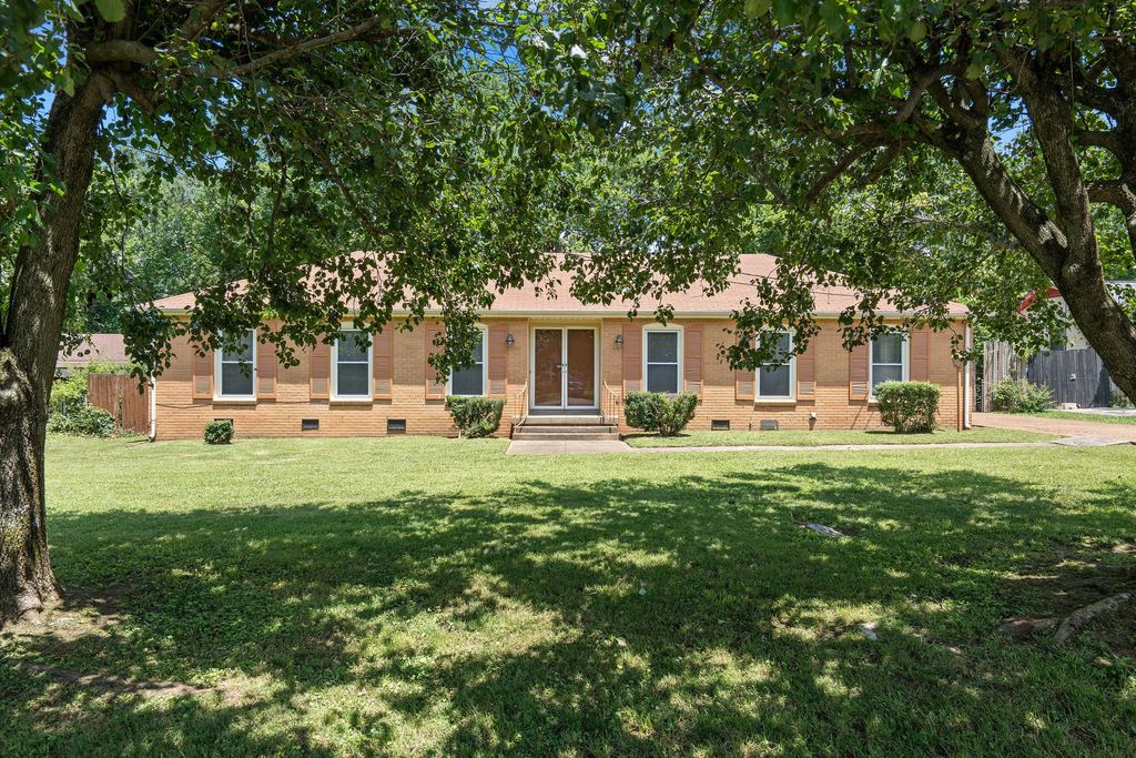 2311 Mayfair Ave, Murfreesboro, TN 37130