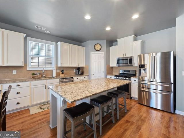 1704 Ammon Falls Court, Braselton, GA 30517