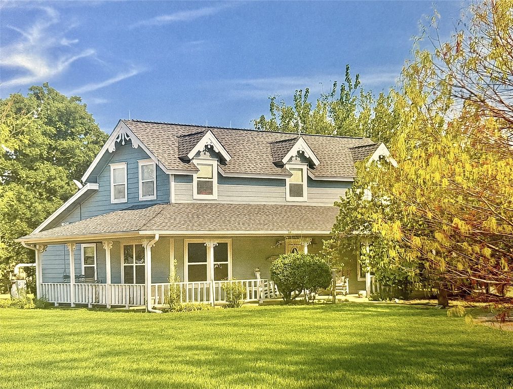2284 Mitchell Road, Krum, TX 76249 — exterior