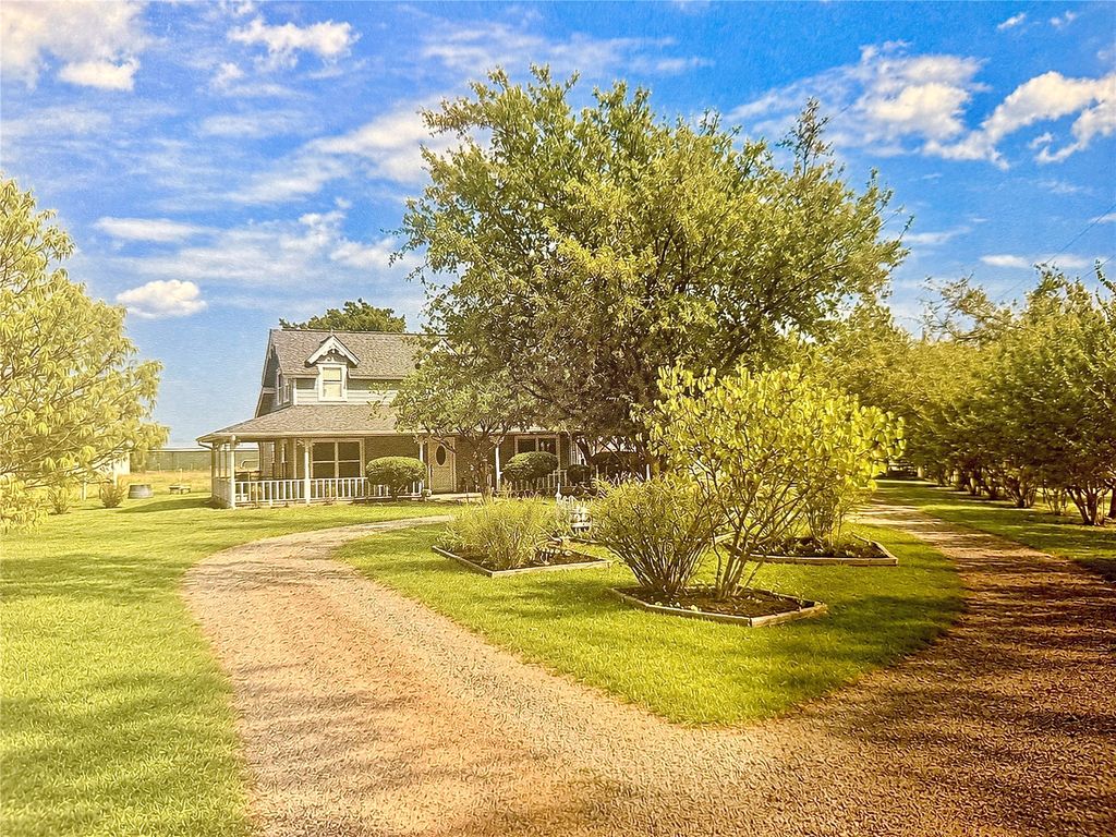 2284 Mitchell Road, Krum, TX 76249 — photo 2
