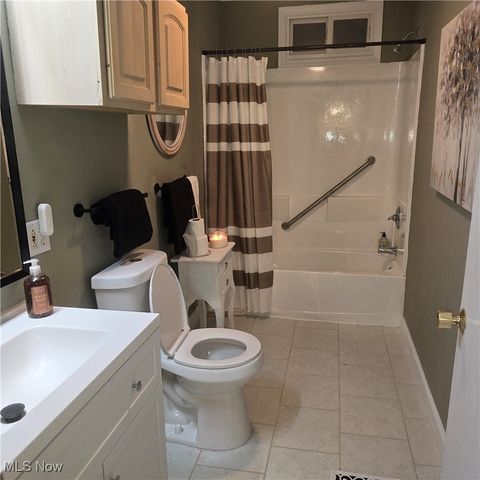 7891 Marlborough Avenue, Parma, OH 44129