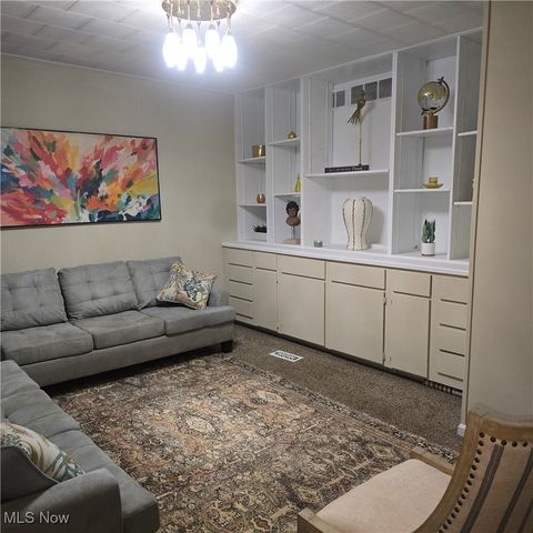 7891 Marlborough Avenue, Parma, OH 44129