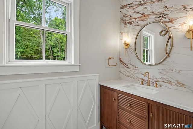 149 Don Bob Road, Stamford, CT 06903