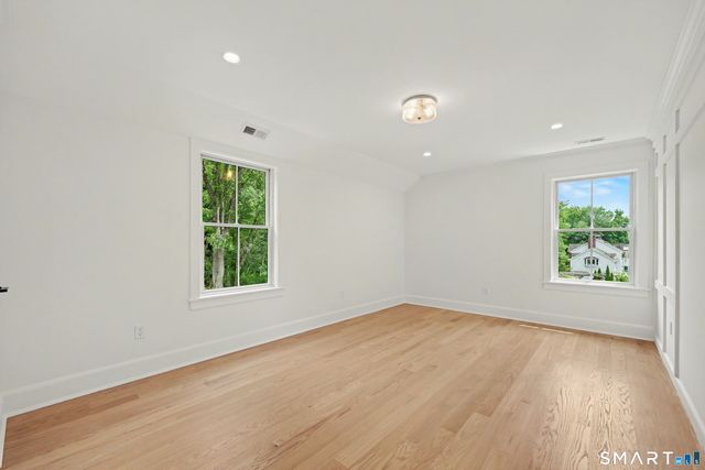149 Don Bob Road, Stamford, CT 06903