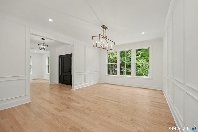 149 Don Bob Road, Stamford, CT 06903