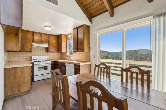 831 Madera Lane, Lake Arrowhead, CA 92352