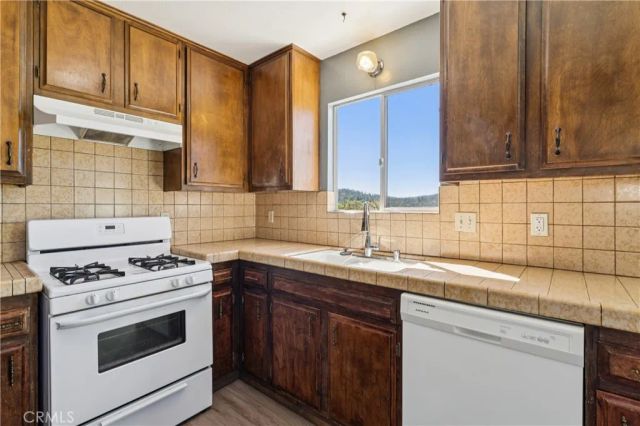 831 Madera Lane, Lake Arrowhead, CA 92352