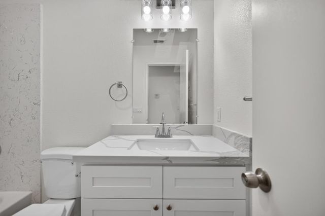 7759 Robinette Rd, Sacramento, CA 95828