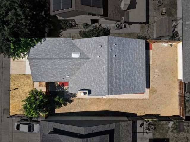 7759 Robinette Rd, Sacramento, CA 95828