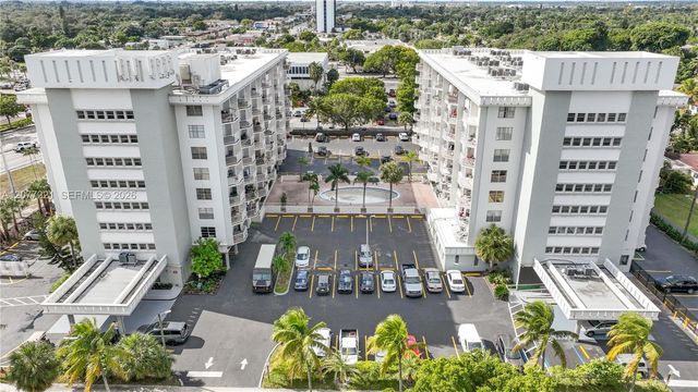 16710 NE 9th Avenue 605, North Miami Beach, FL 33162