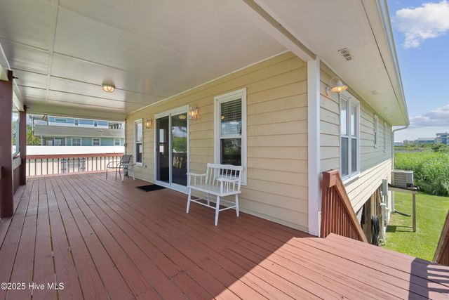 9010 W 9th Street, Surf City, NC 28445