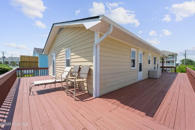 9010 W 9th Street, Surf City, NC 28445