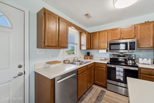 9010 W 9th Street, Surf City, NC 28445