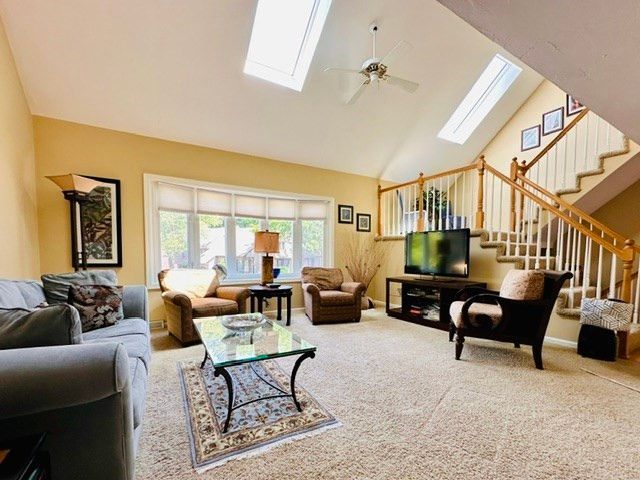 142 Copperwood Dr 142, Stoughton, MA 02072