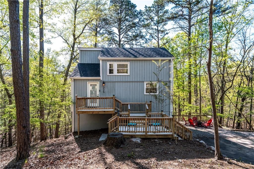 225 Chickasaw Drive, Waleska, GA 30183