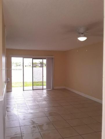 3433 NW 44th Street 105, Oakland Park, FL 33309