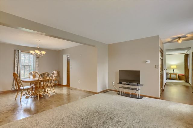 109 Woodbine Drive, Cranberry Twp, PA 16066