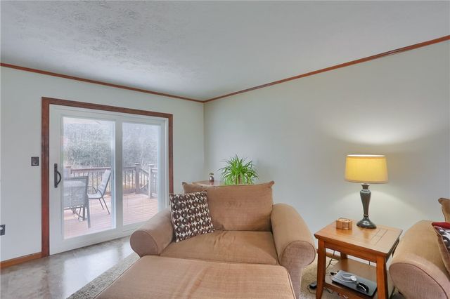 109 Woodbine Drive, Cranberry Twp, PA 16066