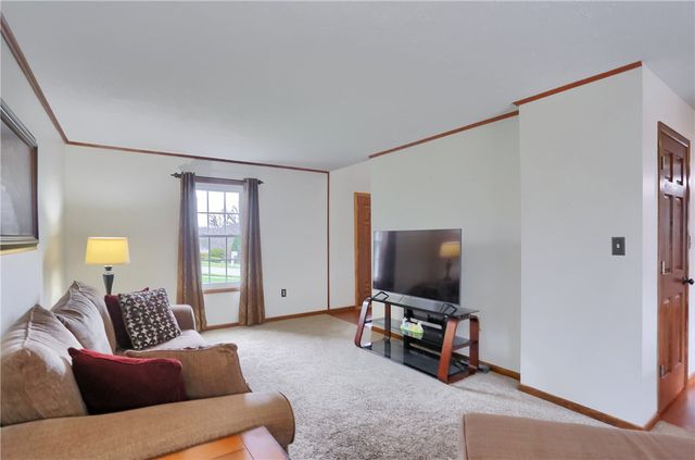 109 Woodbine Drive, Cranberry Twp, PA 16066