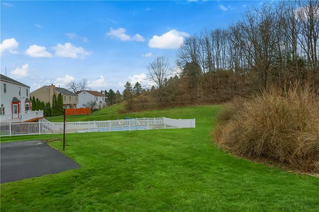 109 Woodbine Drive, Cranberry Twp, PA 16066