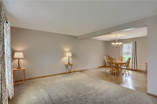 109 Woodbine Drive, Cranberry Twp, PA 16066