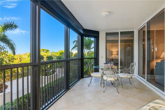 7225 Pelican Bay BLVD 204, Naples, FL 34108