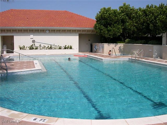 7225 Pelican Bay BLVD 204, Naples, FL 34108