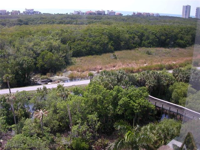 7225 Pelican Bay BLVD 204, Naples, FL 34108