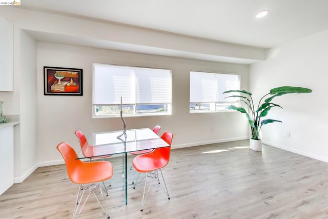 1978 Rosedale Ave, Oakland, CA 94601