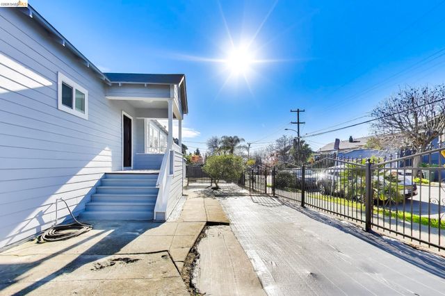 1978 Rosedale Ave, Oakland, CA 94601