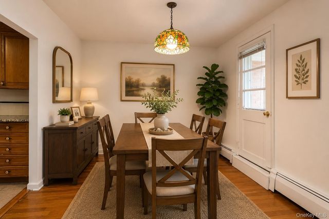 45 Hill Park Avenue 3D, Great Neck, NY 11021