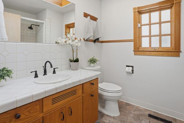 656 24th Avenue, Santa Cruz, CA 95062