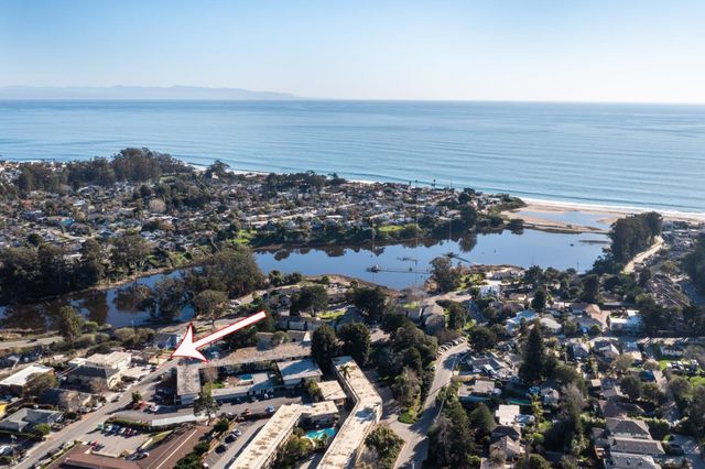 656 24th Avenue, Santa Cruz, CA 95062