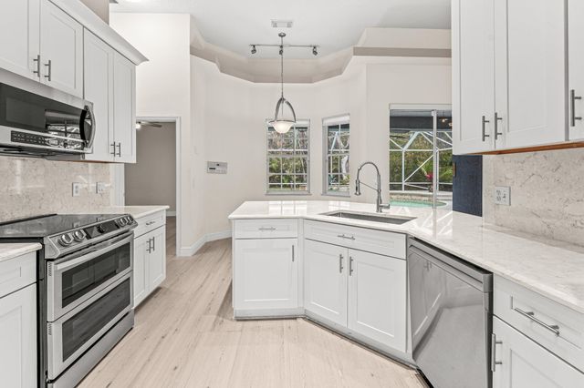 3741 SE Bowsprit Court, Stuart, FL 34997