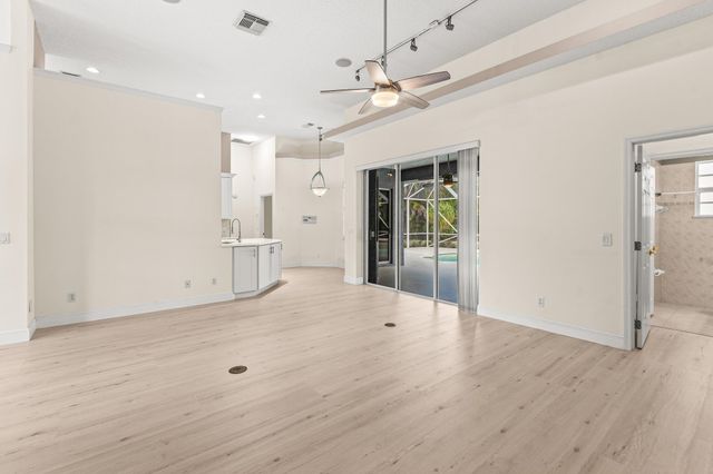 3741 SE Bowsprit Court, Stuart, FL 34997