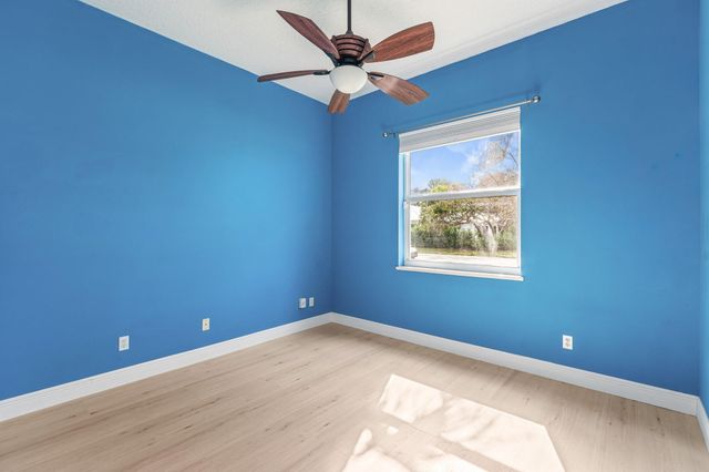 3741 SE Bowsprit Court, Stuart, FL 34997