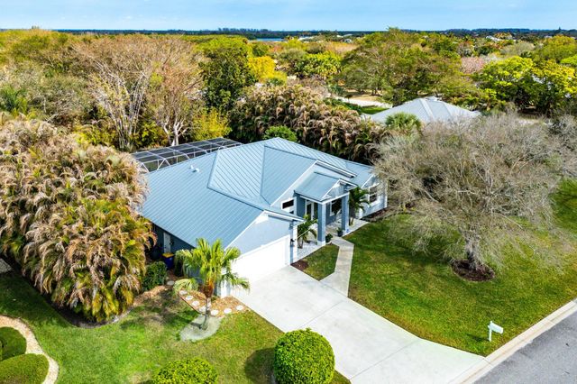 3741 SE Bowsprit Court, Stuart, FL 34997