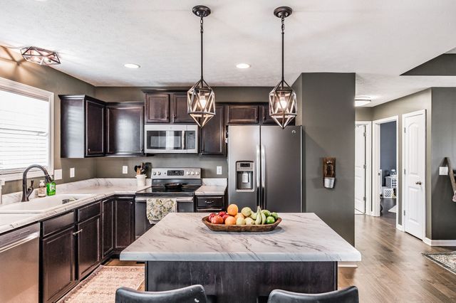 1002 Gill Hodges Rd, Portland, TN 37148