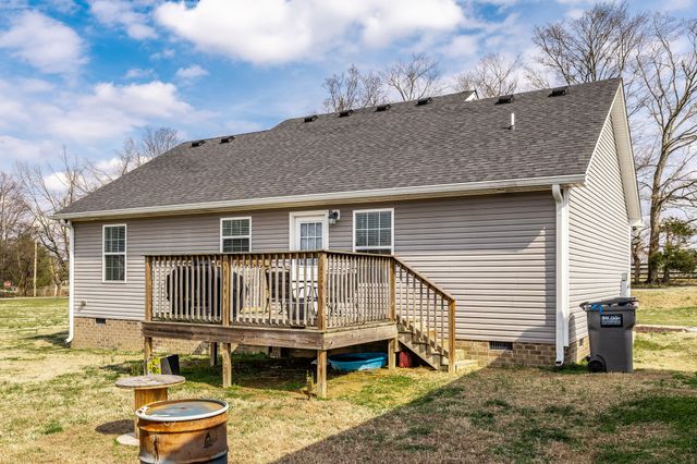 1002 Gill Hodges Rd, Portland, TN 37148