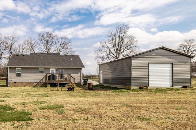 1002 Gill Hodges Rd, Portland, TN 37148