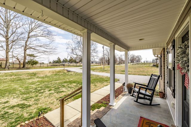 1002 Gill Hodges Rd, Portland, TN 37148